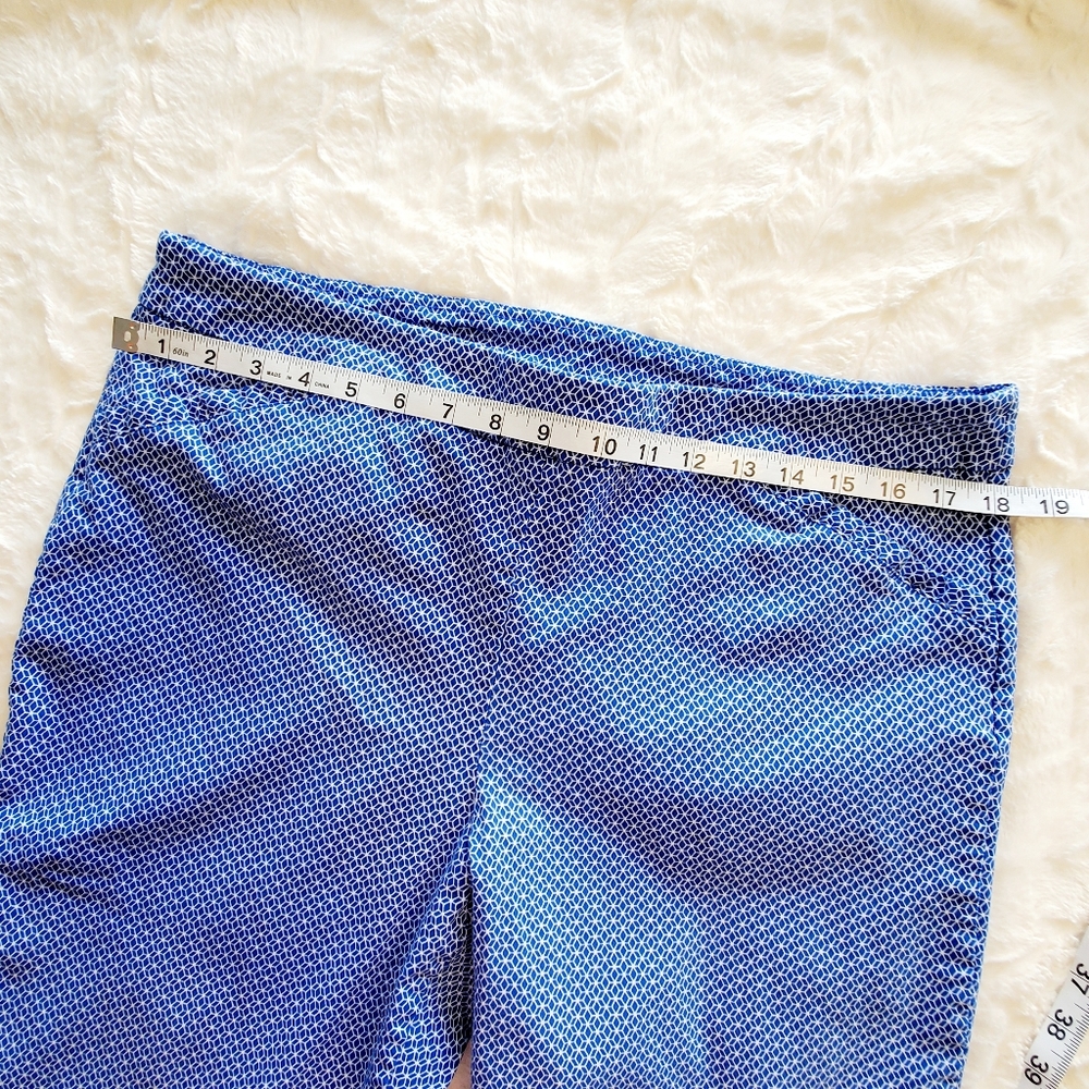KIM ROGERS Blue Pattern Comfort Capris - Picture 7 of 9